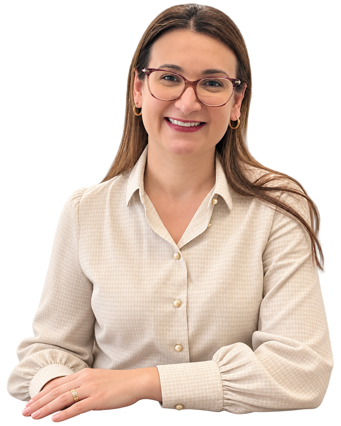 Dra. Suzana Tôrres, sorrindo, com camisa clara e óculos